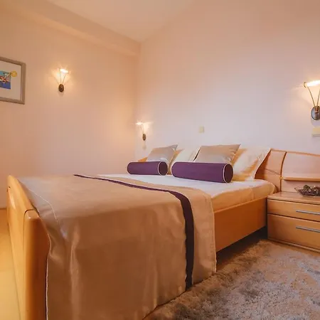 Ξενοδοχείο Park Hvar 4*