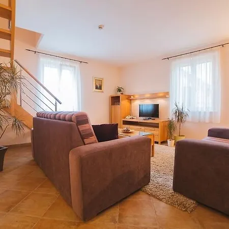 Park Hvar 4*