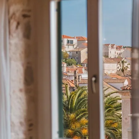 Park Hvar Χβαρ