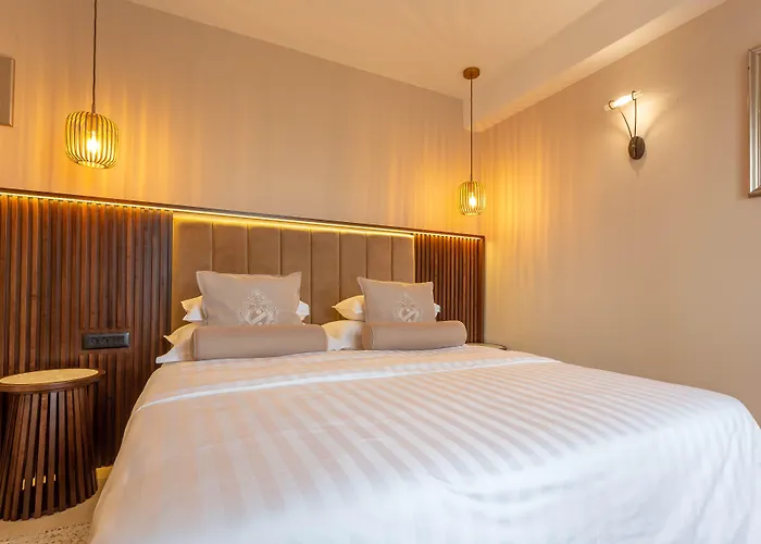 Park Hvar Hotel 4*